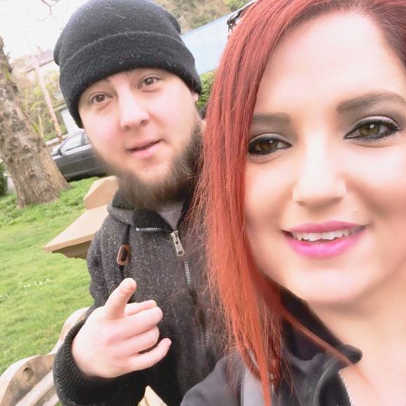 Meet your Posher, Sarah - Picture 1 of 1